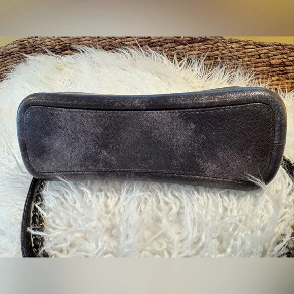 CHANEL Metallic Caviar Chevron Quilted Medium Gabrielle Hobo Dark Silver Gold - Picture 4 of 12